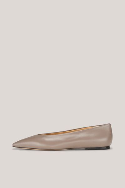 Spitze Ballerinas aus Nappaleder