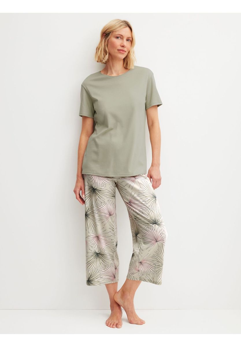 Pyjama-Set mit floralem Blätterprint