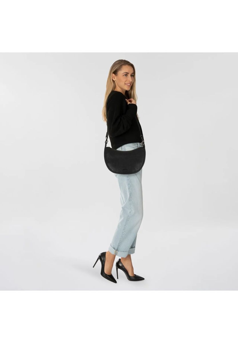 Halbmond-Tasche aus genarbtem Leder