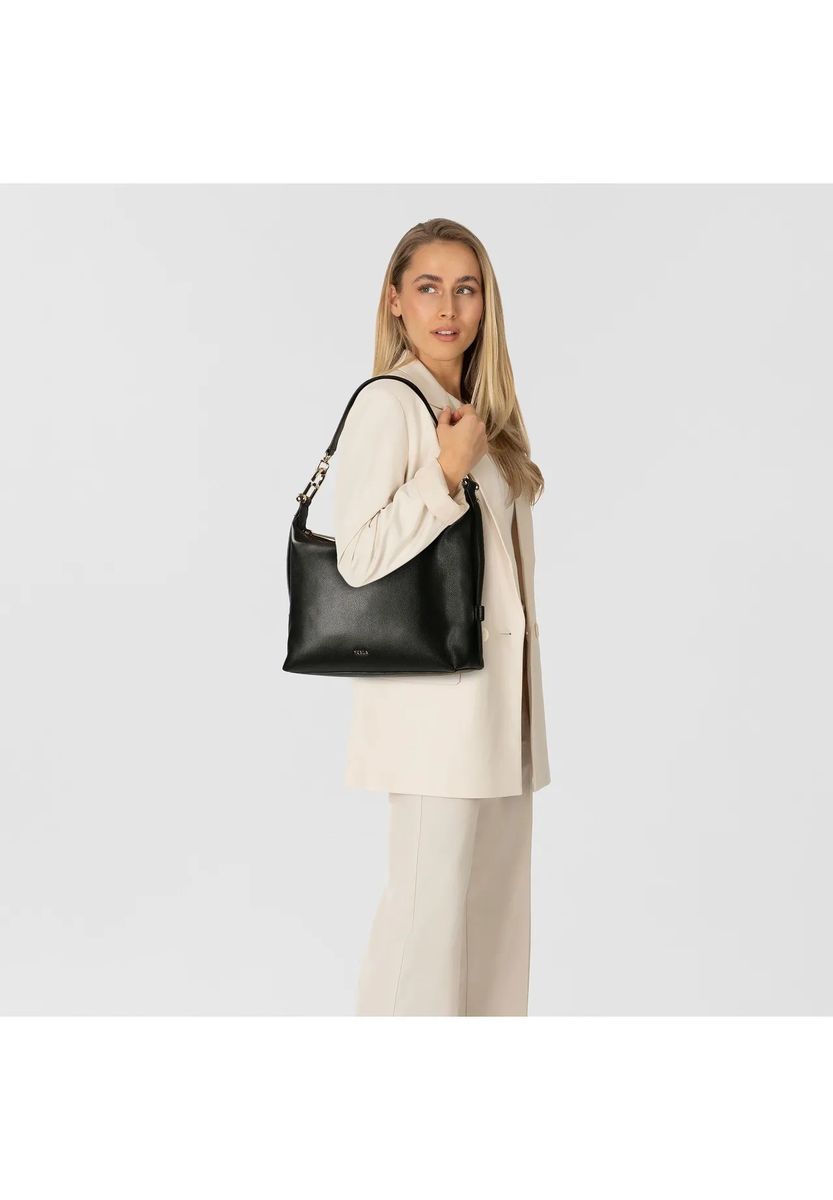 Klassische Hobo-Tasche aus genarbtem Leder