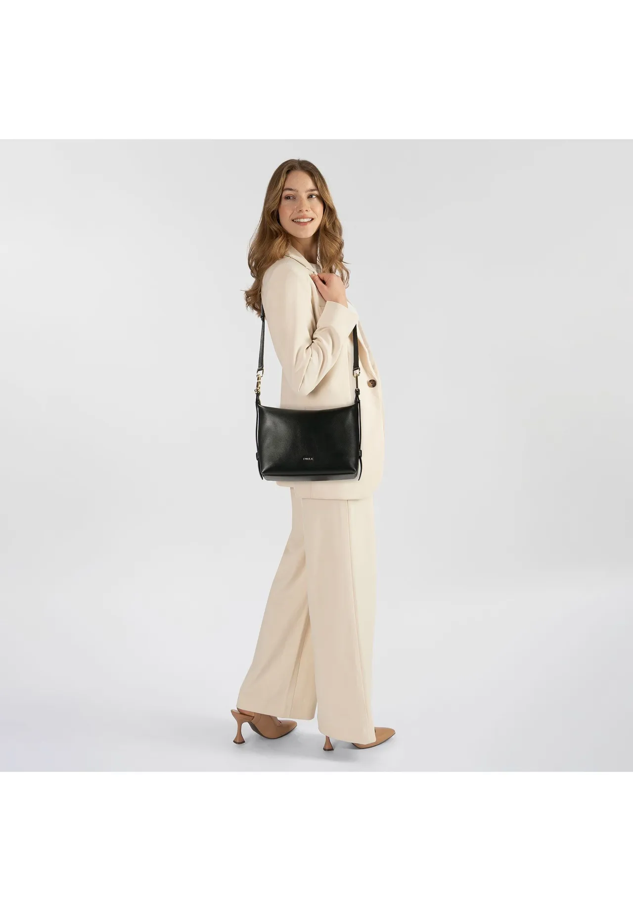 Hobo-Schultertasche aus strukturiertem Leder