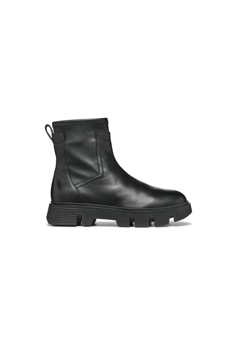 Leder-Stiefeletten mit markanter Profilsohle