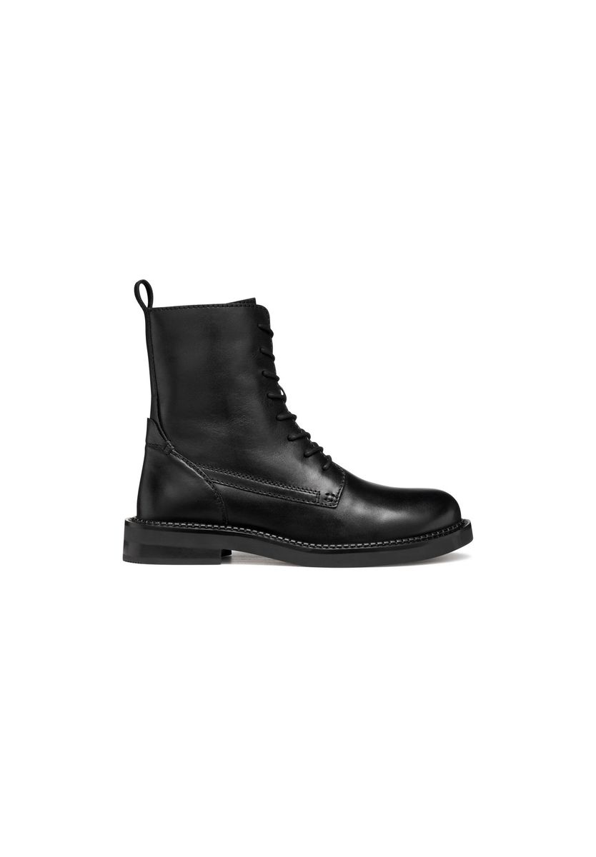 Minimalistische Leder-Schnürstiefeletten