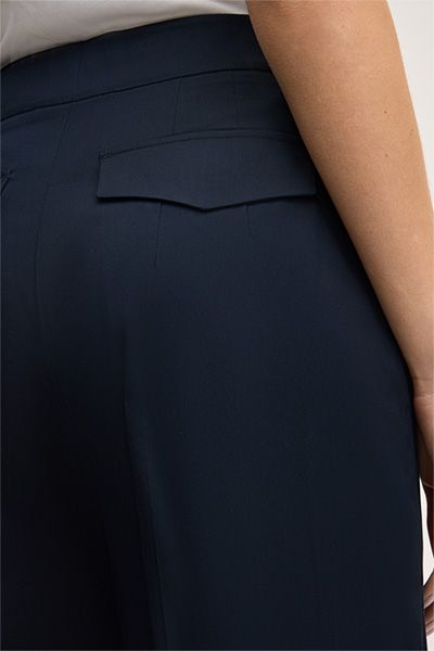 Elegante Culotte mit Bundfalten