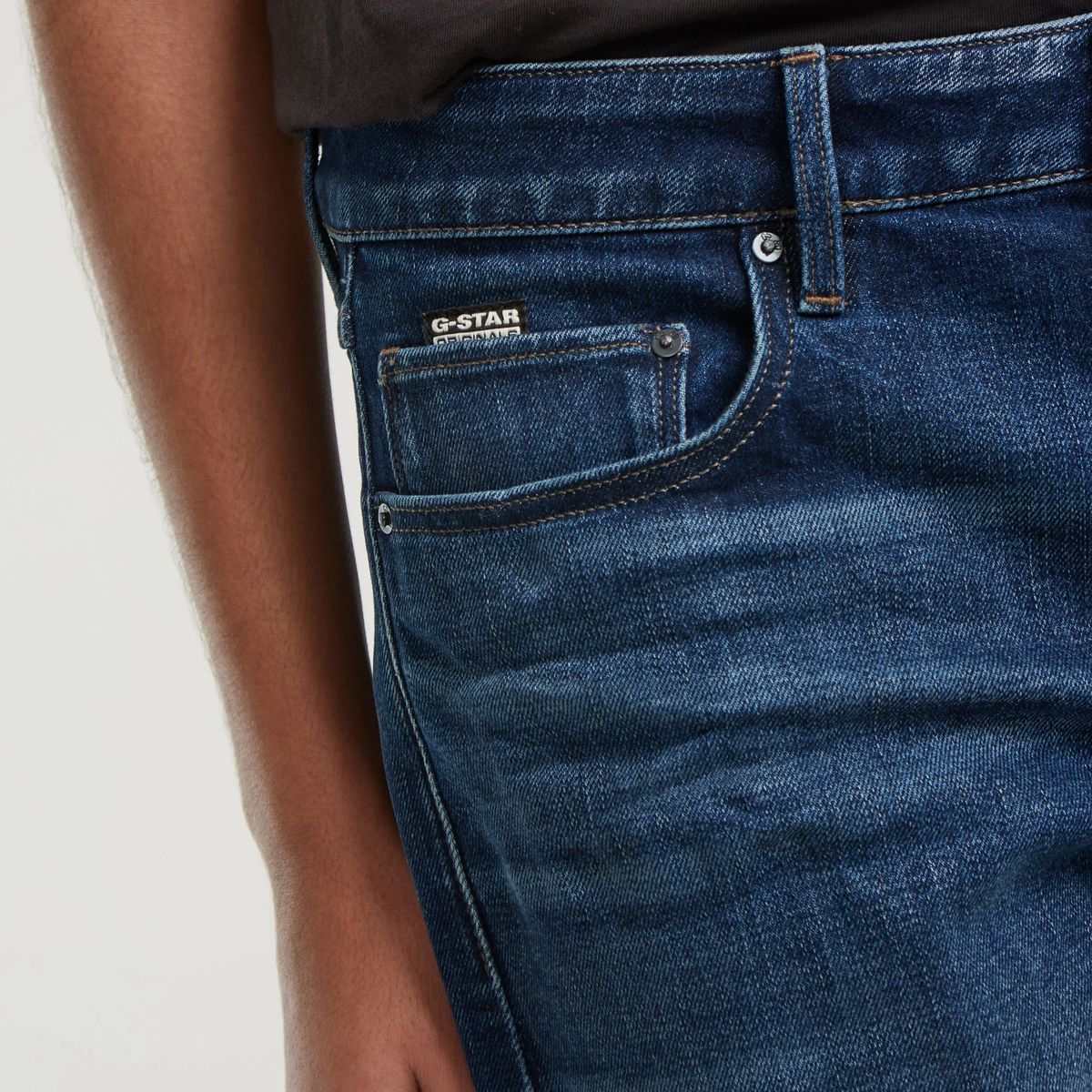 Klassische Straight-Leg Five-Pocket-Jeans