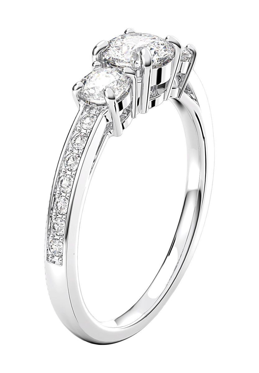 Eleganter Ring mit Kristall-Trio