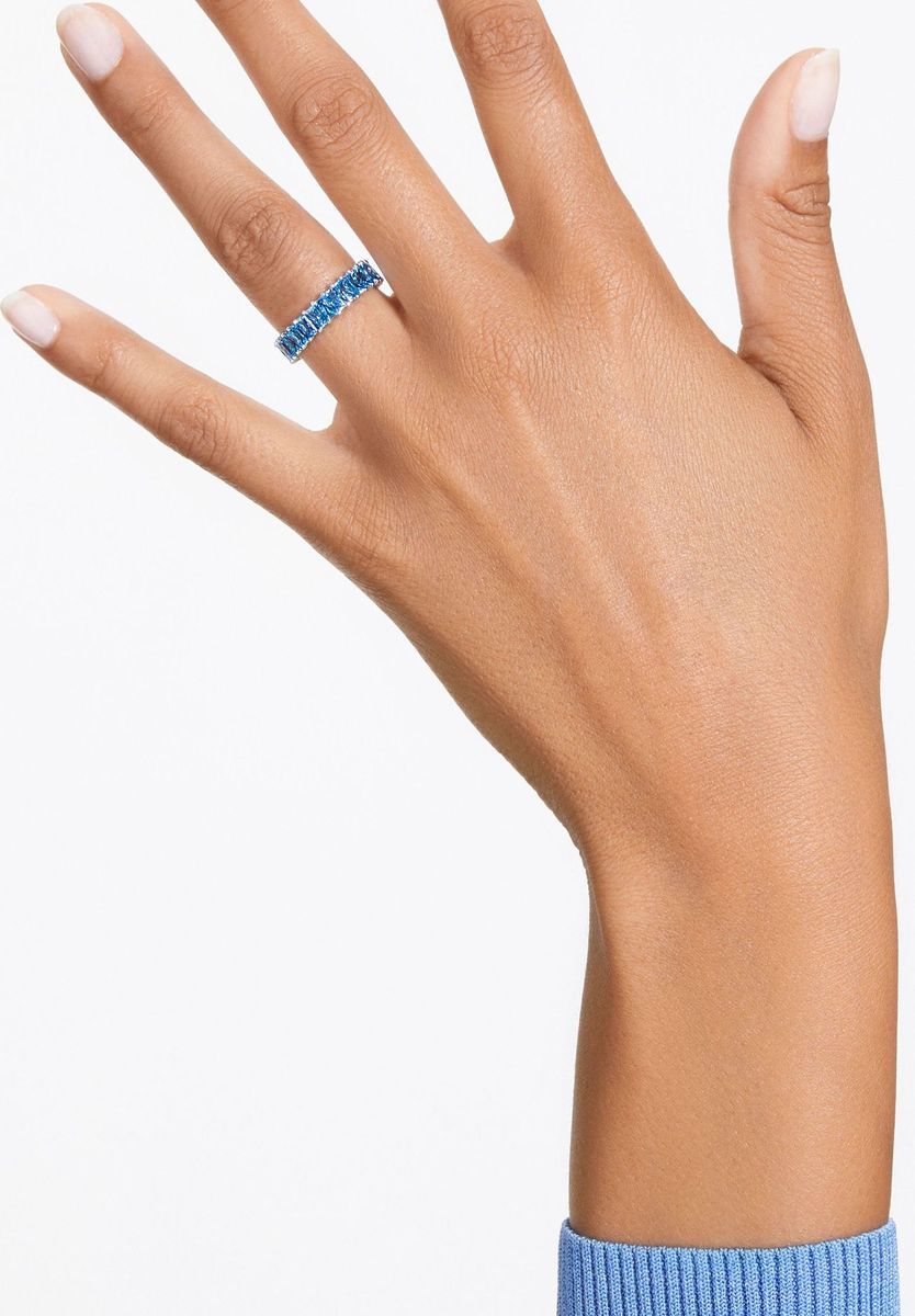 Funkelnder Eternity-Ring mit Rundschliff