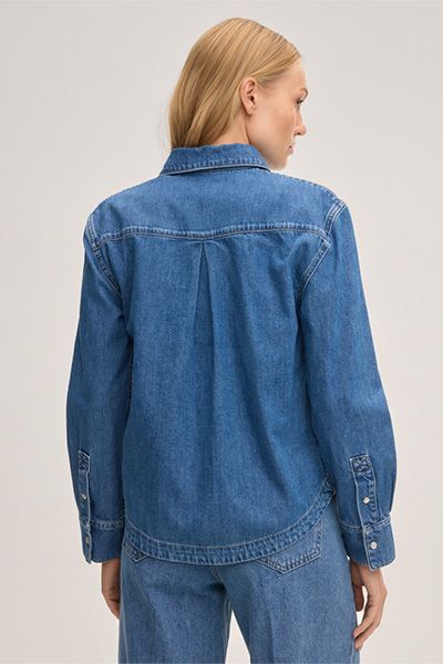 Feminine Jeansbluse mit Kellerfalte