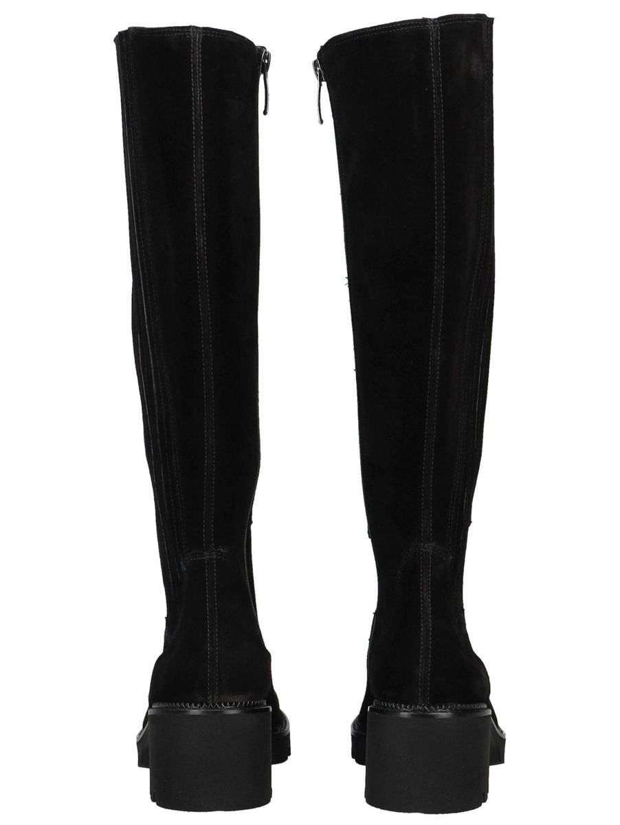 Kniehohe Velourslederstiefel mit Profilsohle