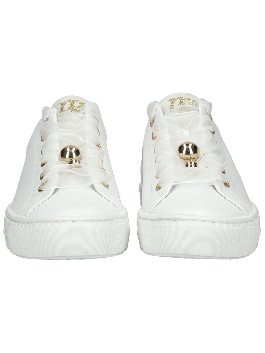 Feminine Ledersneaker mit Satinschnürsenkeln