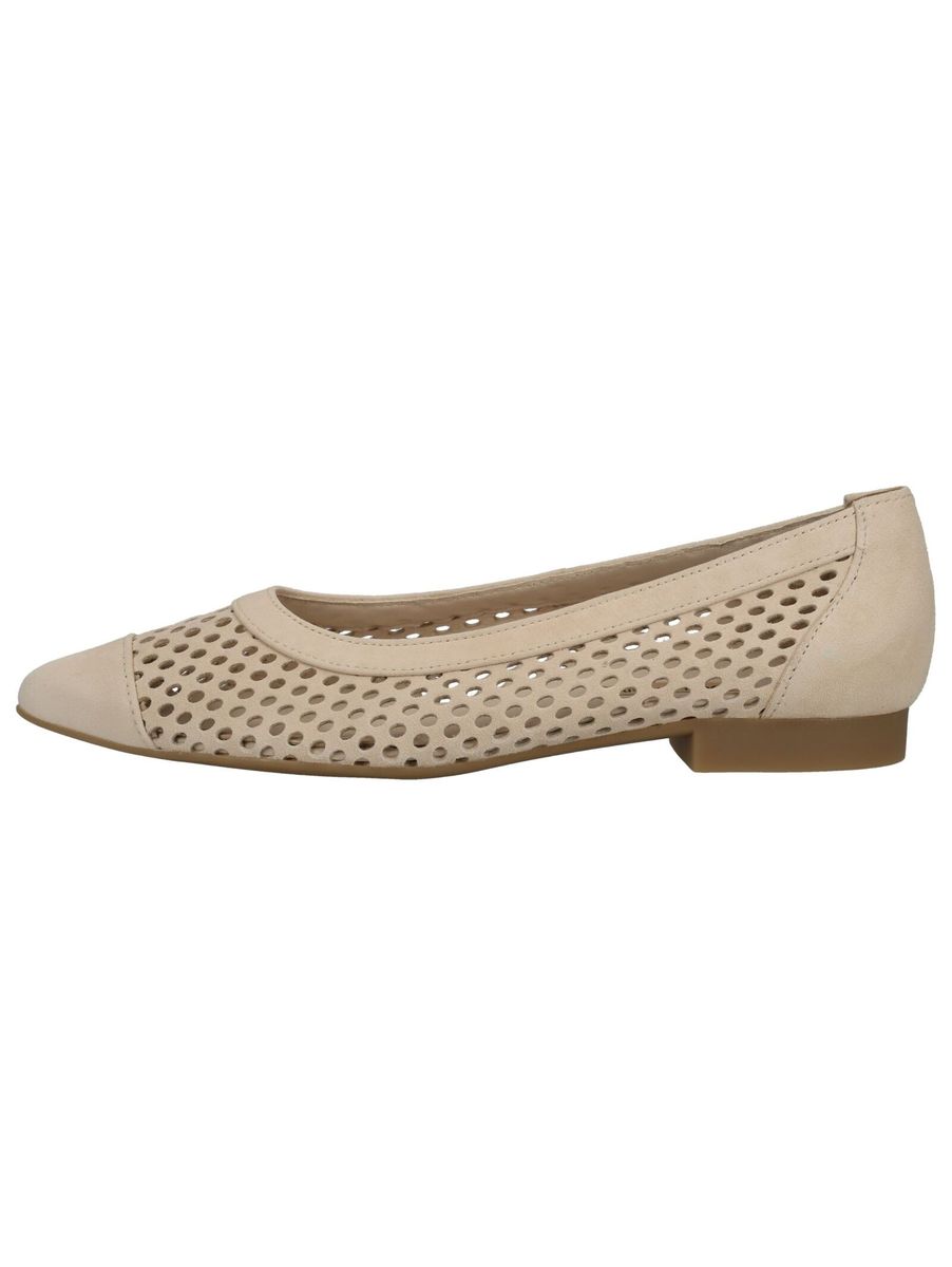 Elegante perforierte Ballerinas mit Kappe