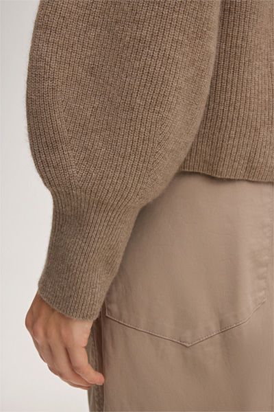 Minimalistischer Rundhals-Pullover aus Kaschmir