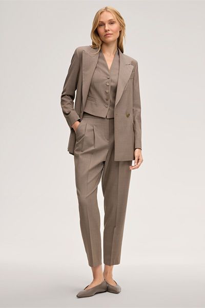 Bundfaltenhose aus Schurwolle im Jogger-Stil