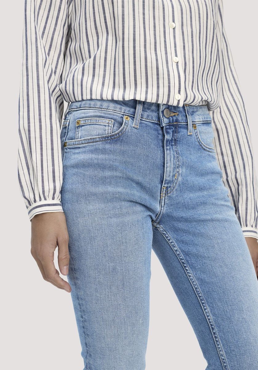 Mid Rise Slim Fit Jeans