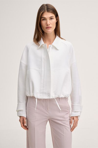 Verkürzte Blousonjacke aus Crêpe-Doubleweave