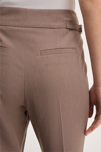 Elegante Bundfaltenhose mit 7/8-Bein