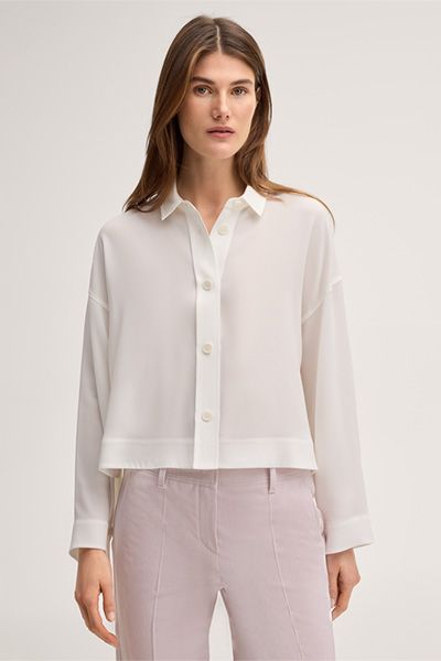 Verkürzte Crêpe-Bluse mit Kellerfalte