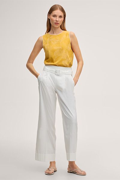 Ärmellose Bluse mit Blumenmuster