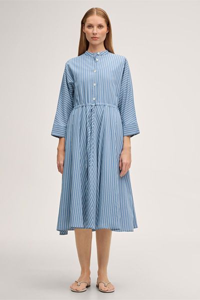 Gestreiftes Midikleid mit Tunnelzug