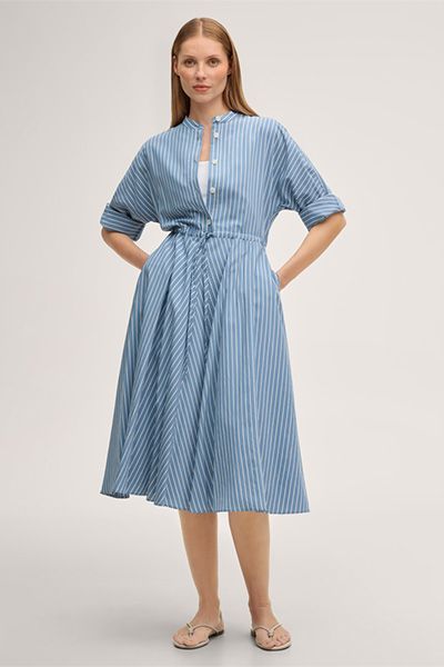 Gestreiftes Midikleid mit Tunnelzug