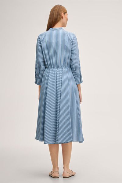 Gestreiftes Midikleid mit Tunnelzug