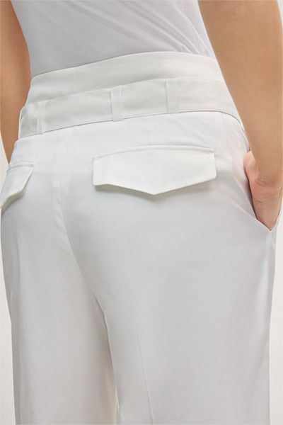 Hochtaillierte Culotte mit Gürtel