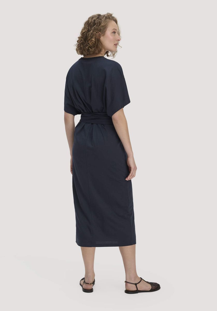 Oversize-Midikleid mit Knotendetail