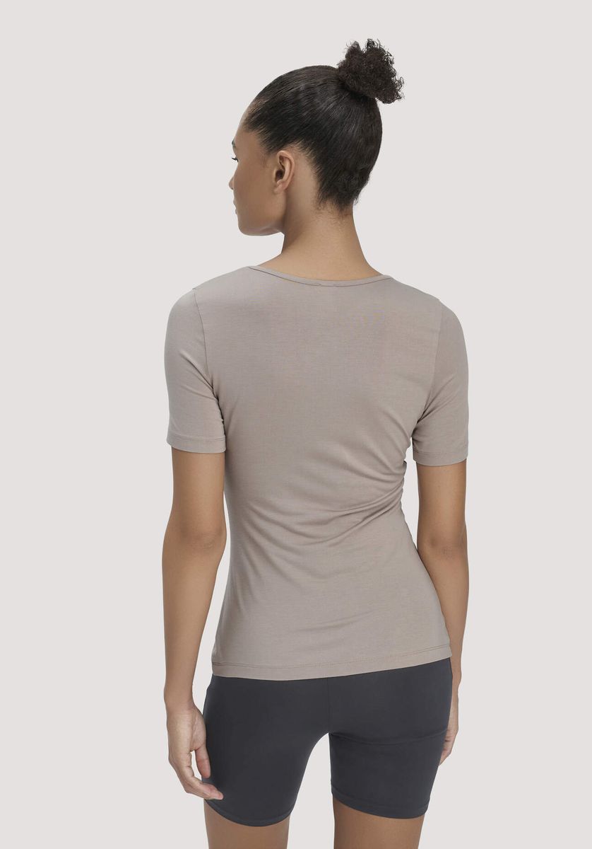 Minimalistisches Pure Flow Modal-Shirt