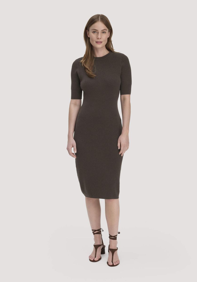Feinstrick-Midikleid mit Rippstruktur