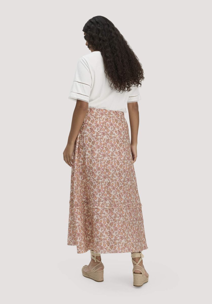Luftiger gestufter Maxi-Blumenrock