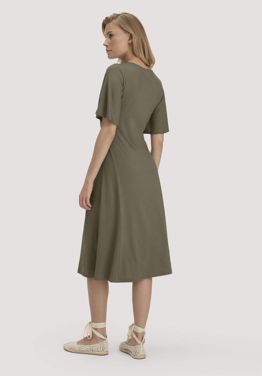 Elegantes Jersey-Midikleid mit Gürtel