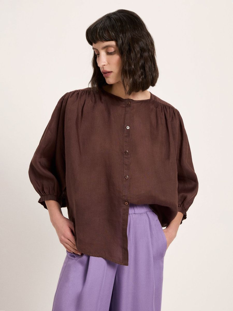 Locker geschnittene Ramie-Bluse mit Kräuseln
