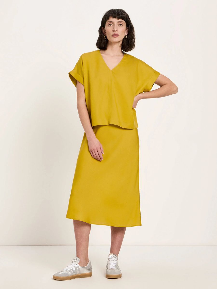 Fließende V-Ausschnitt Tencel-Bluse