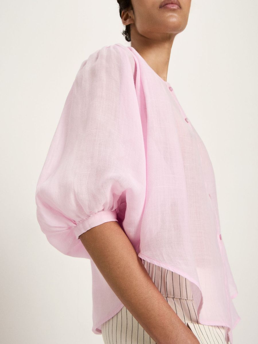 Luftige Ramie-Bluse mit Ballonärmeln