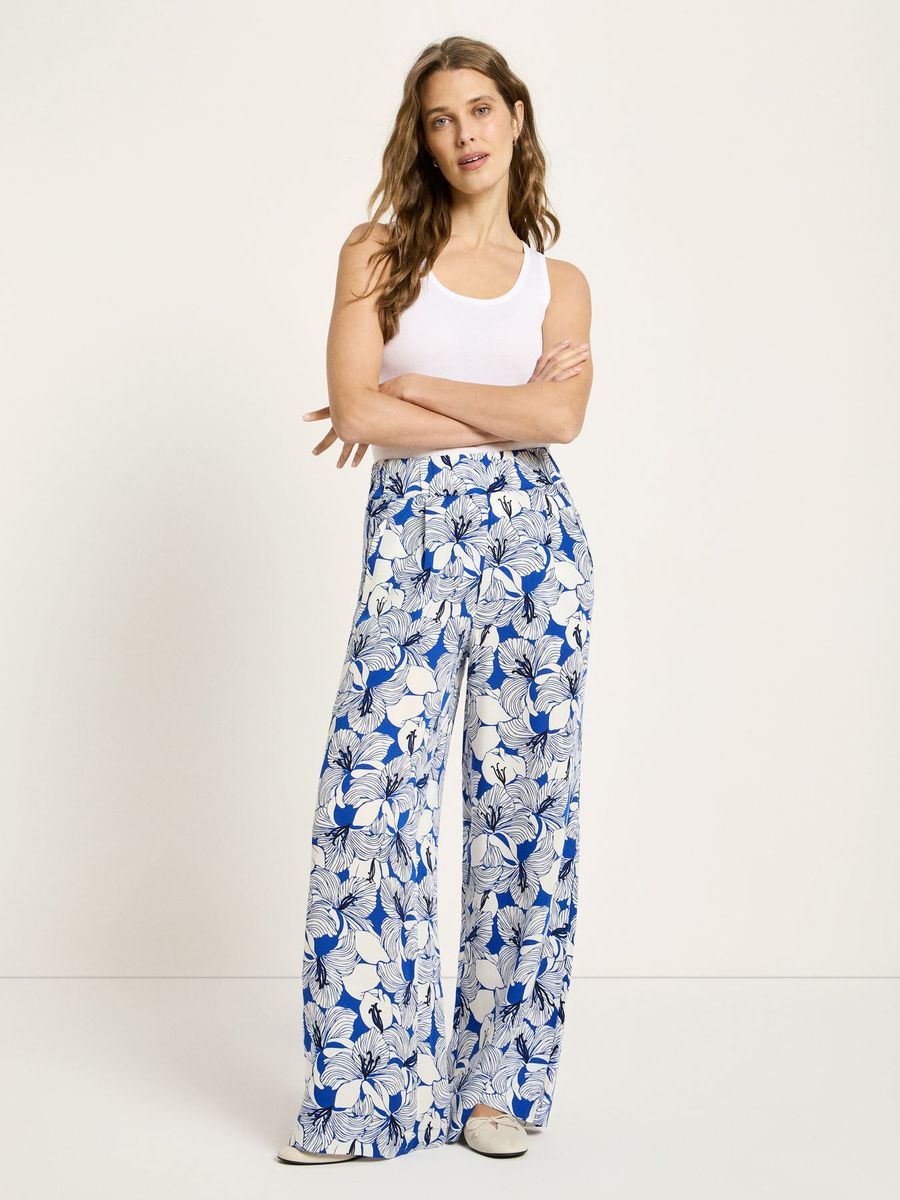 Luftige Weitbein-Hose mit Blumenmuster