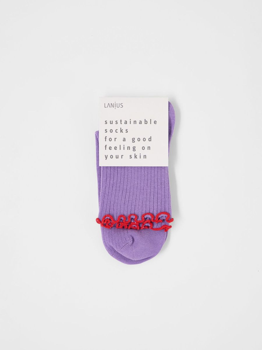 Gerippte Baumwollsocken mit Volant