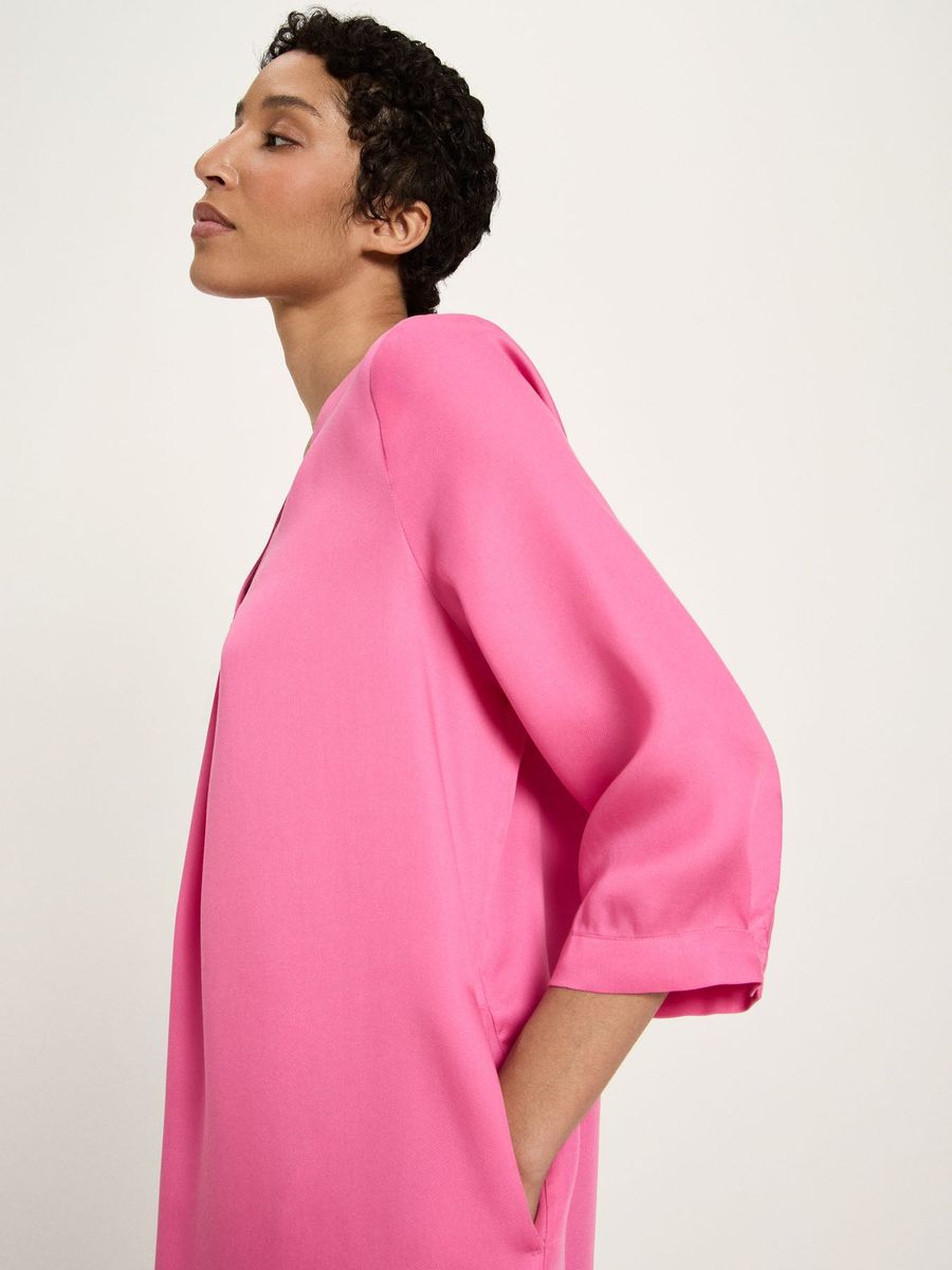 Fließendes Tencel-Kleid mit V-Ausschnitt