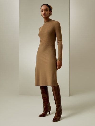 Elegantes langärmliges Woll-Midikleid
