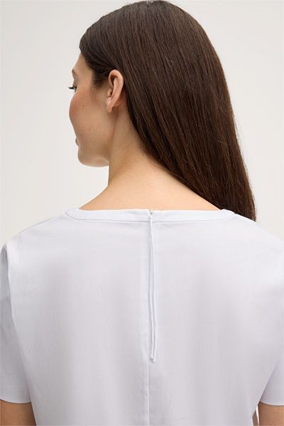 Minimalistische Kurzarm-Bluse aus Baumwollstretch