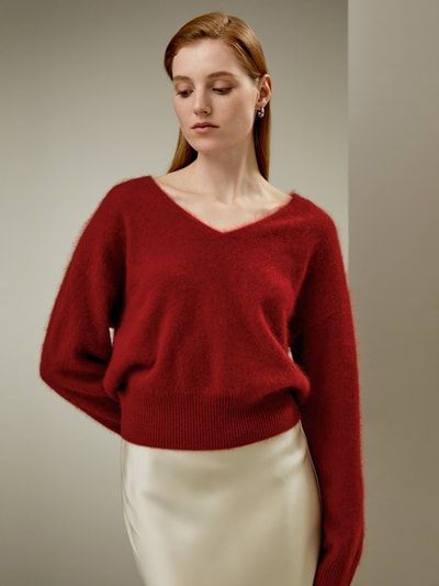 Kurzer Kaschmirpullover mit V-Ausschnitt
