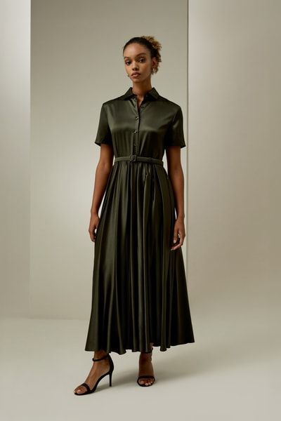 Elegantes Seiden-Hemdblusenkleid mit Gürtel