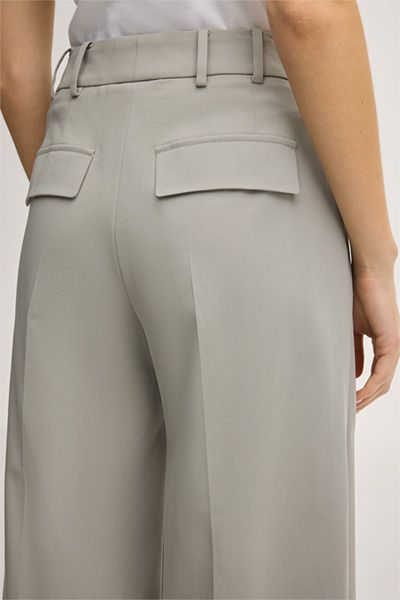 Hochtaillierte Marlene-Hose mit weitem Bein