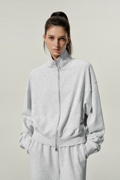 Entspannte Seidenfrottee-Jacke mit Reißverschluss