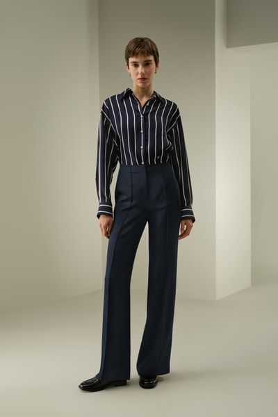Minimalistische High-Waist Seidenhose