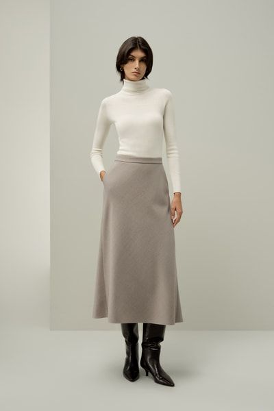 Eleganter A-Linien-Midi aus Seide-Wolle