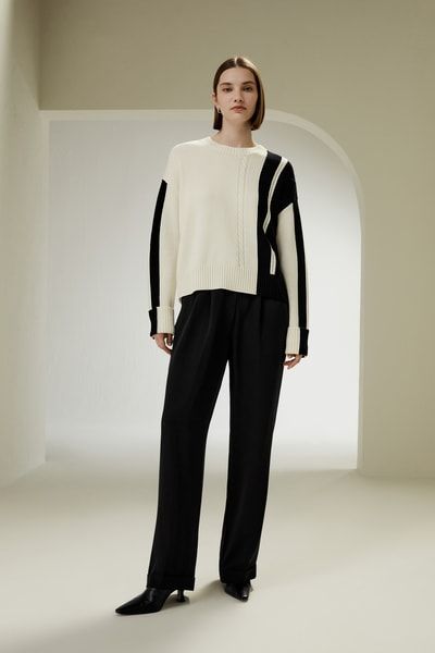 Asymmetrisch gestreifter Wollpullover