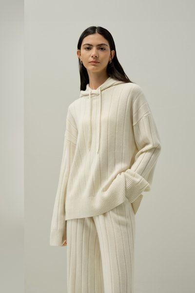 Luxuriöser Oversized Rippen-Kaschmir-Hoodie