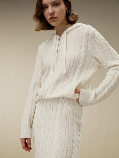 Kapuzenpullover mit Zopfmuster aus Wollmischung