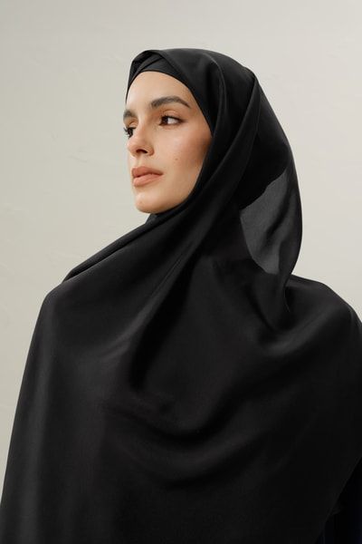 Eleganter Hijab aus Seidenchiffon