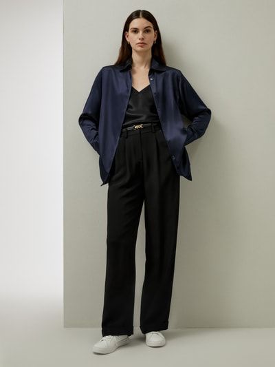 Plissierte Seidenhose mit weitem Bein